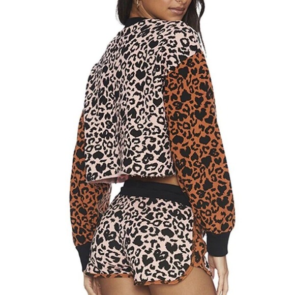 Beach Riot Ava Love Leopard Sweatshirt Cropped Women Size Medium Pink Colorblock - Picture 2 of 7